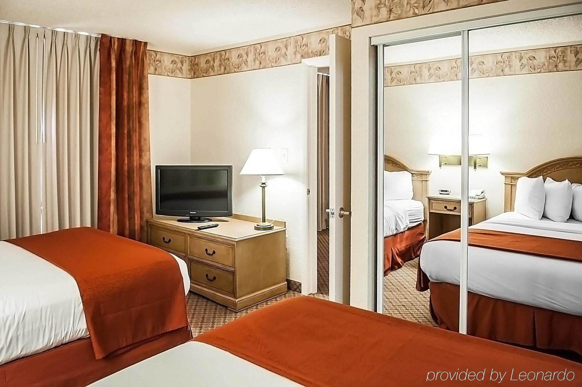 Pan American Inn And Suites 앨버커키 외부 사진